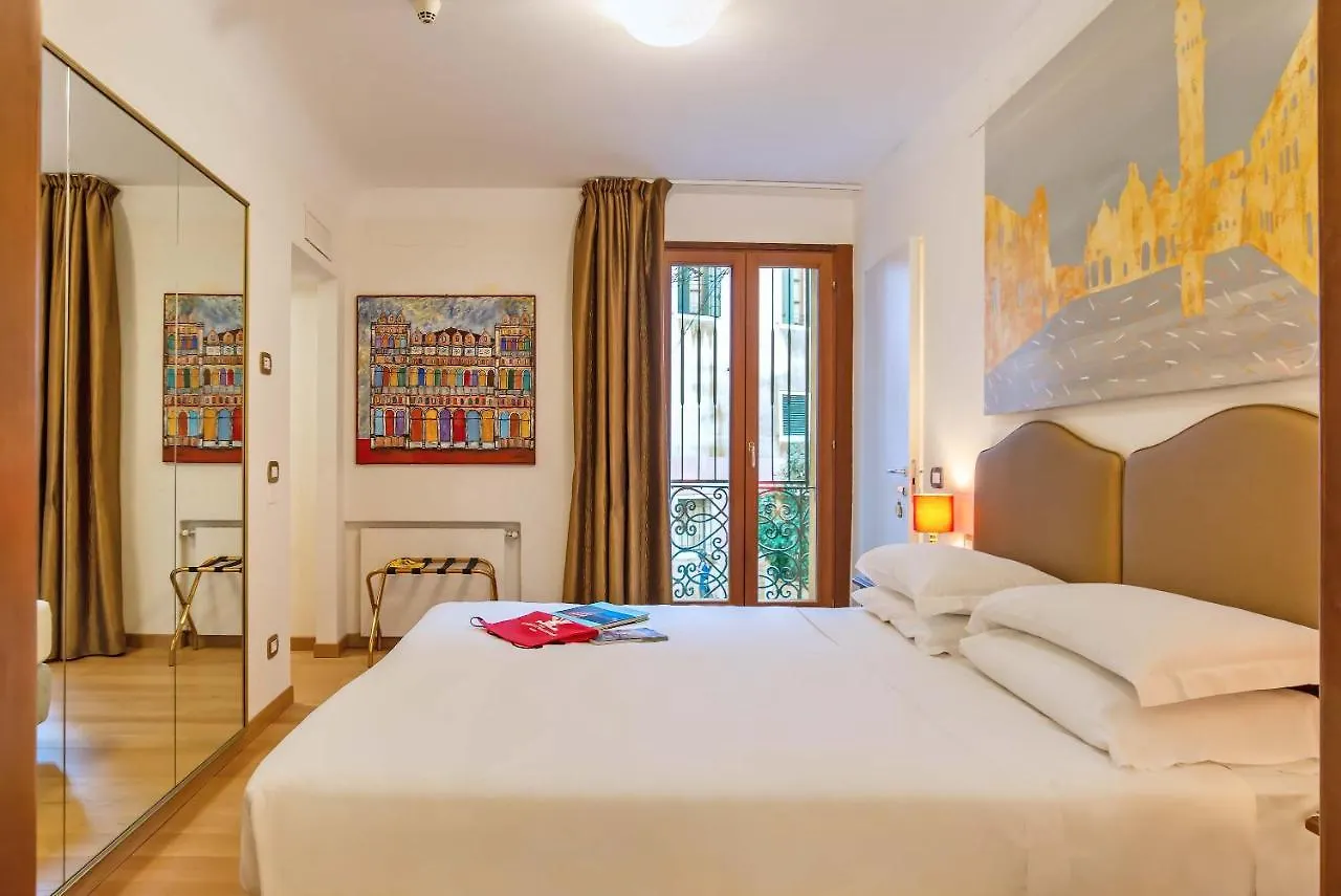 Hotel La Fenice Et Des Artistes Venice