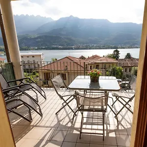 View House - Pescate