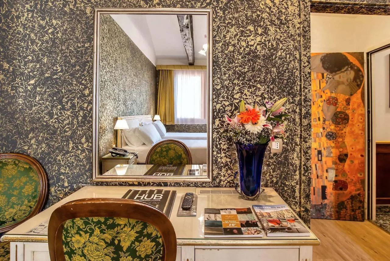 Hotel La Fenice et Des Artistes Venetië
