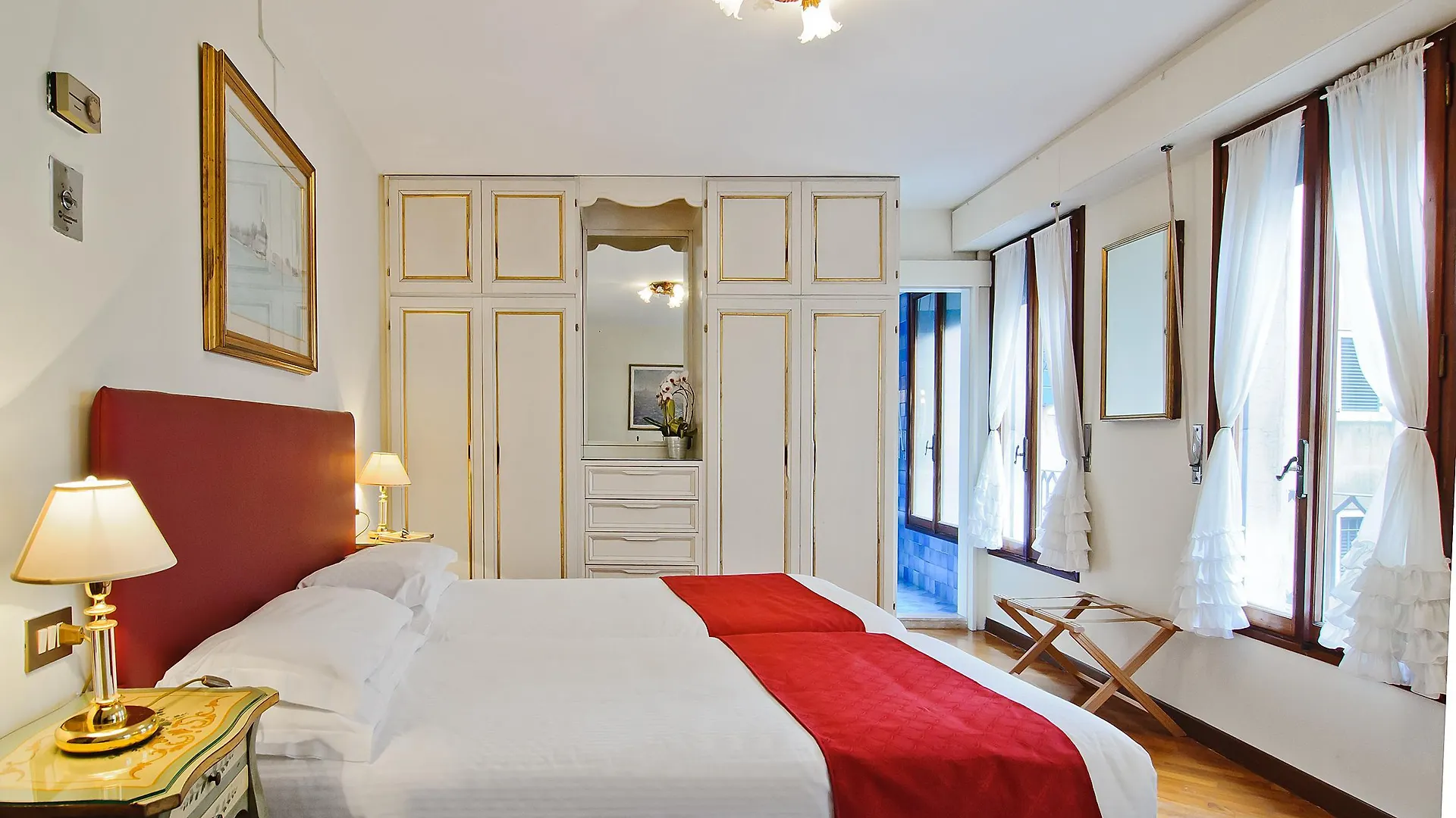 Hotel La Fenice et Des Artistes Venetië