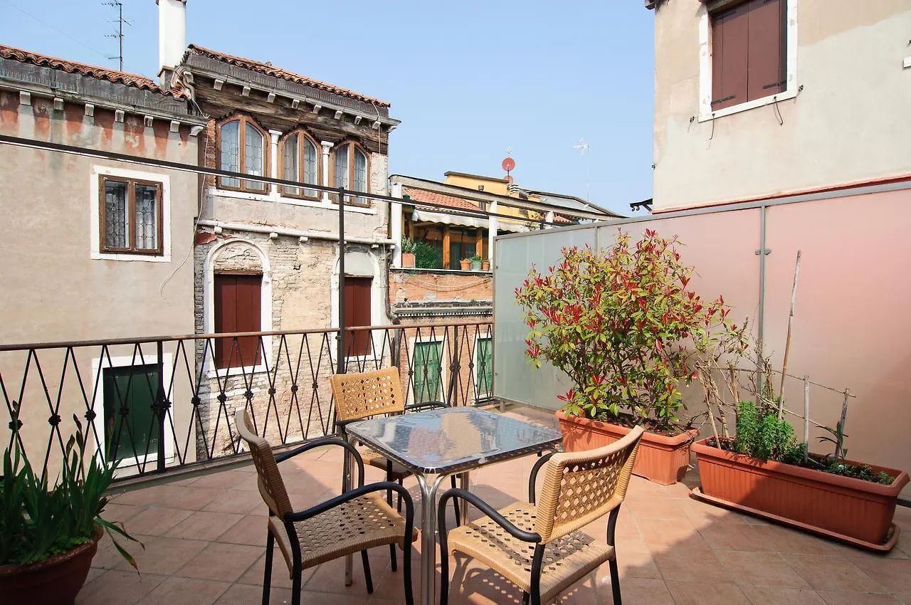 Hotel La Fenice et Des Artistes Venetië