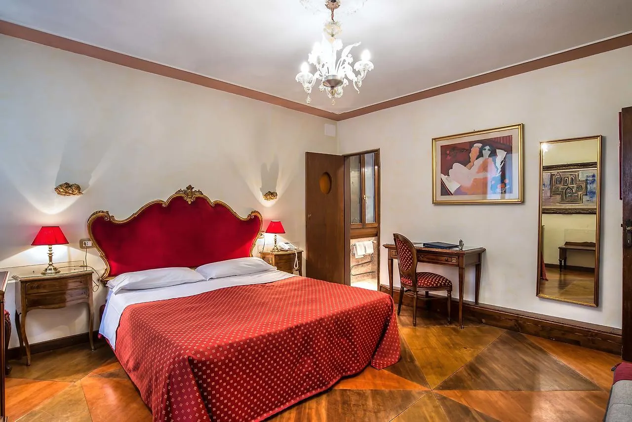 Hotel La Fenice et Des Artistes Venetië